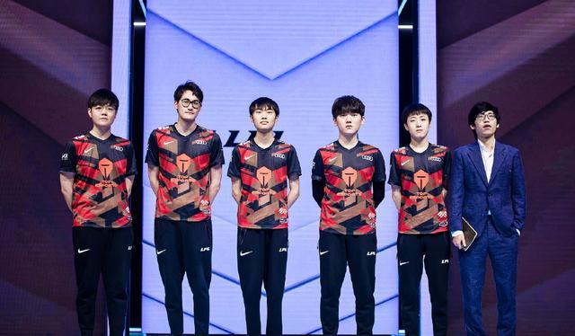 拜仁不仅仅 拜仁不仅仅