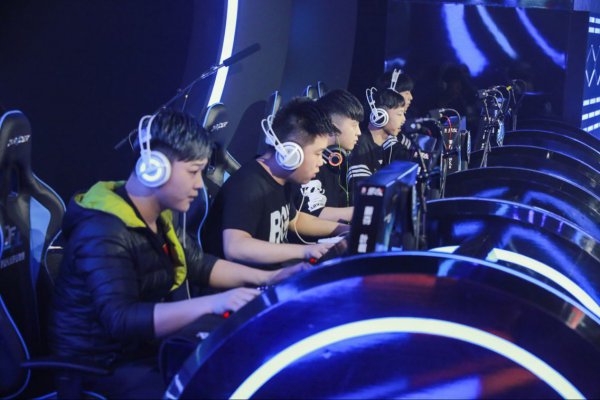 不断更迭导 不断更迭导