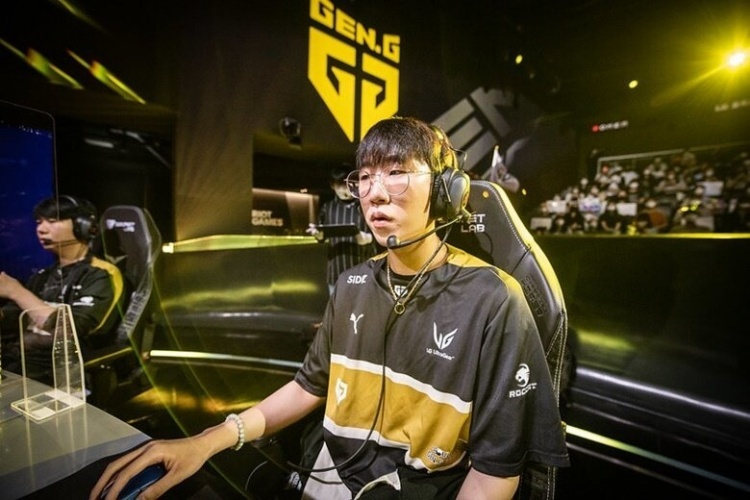 塞尔比在决 塞尔比在决